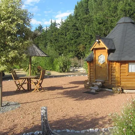 Bed & Breakfast La Palmeraie Salles-dʼAude